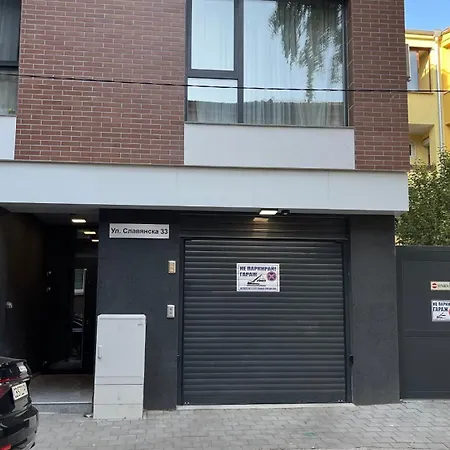 тони апартмент Apartament Burgas