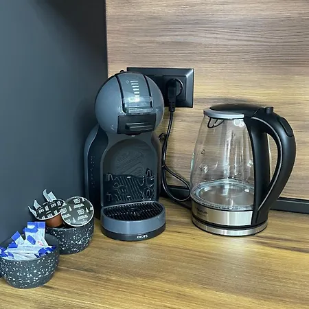 тони апартмент