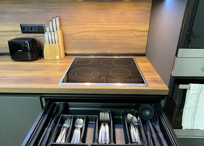 тони апартмент Apartment Burgas